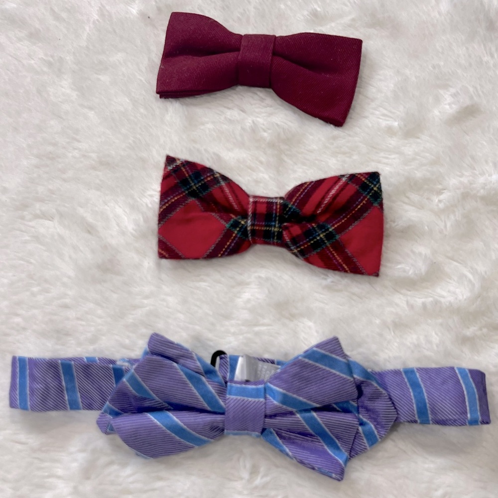 Pack of toddler bows and belt